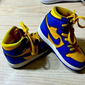 Nike Jordan retro high 1